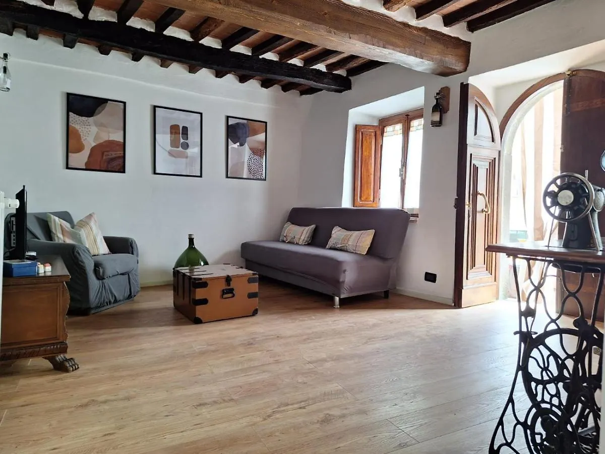 Casa Vacanze La Barca Fiattone Apartment
